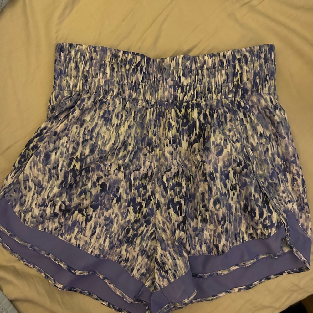 Athleta Women's Lavender Patterned Athletic Shorts